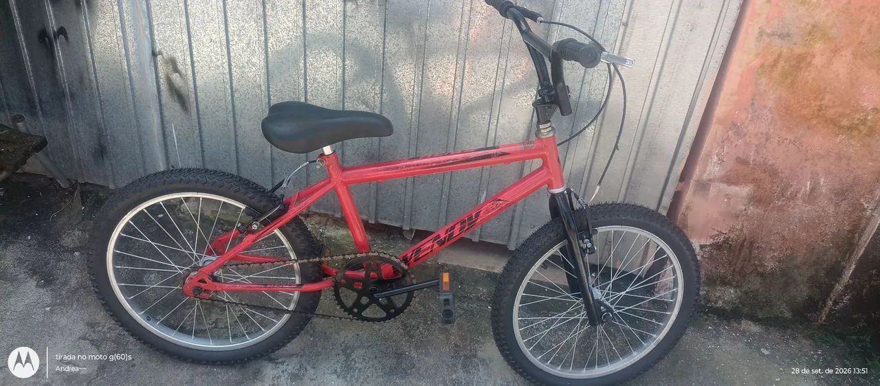 Bicicleta aro 20 Cross praticamente nova  - Foto 4