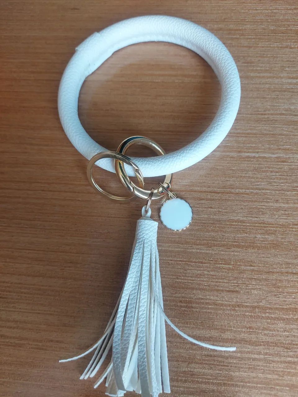 Chaveiro De Pulso Feminino Branco Tipo Pulseira Grande 32cm - Foto 4