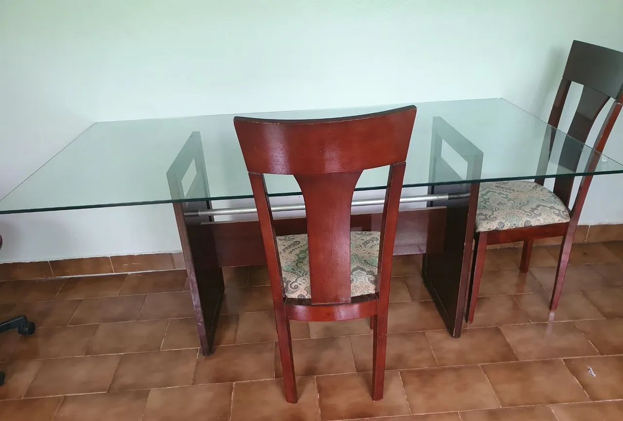 Mesa de vidro Grande 200,00