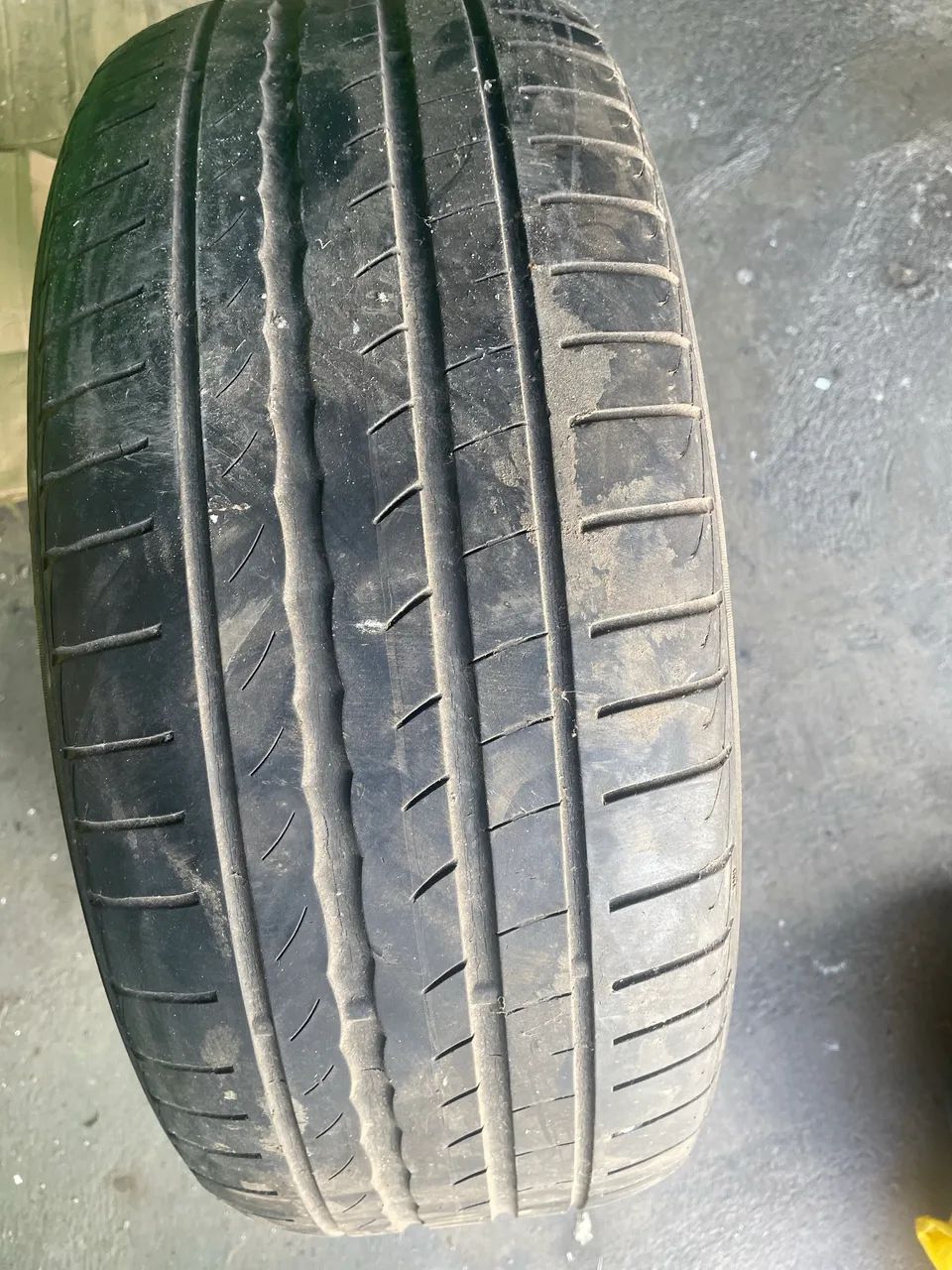 Pneu aro 17  225  50 - Foto 2