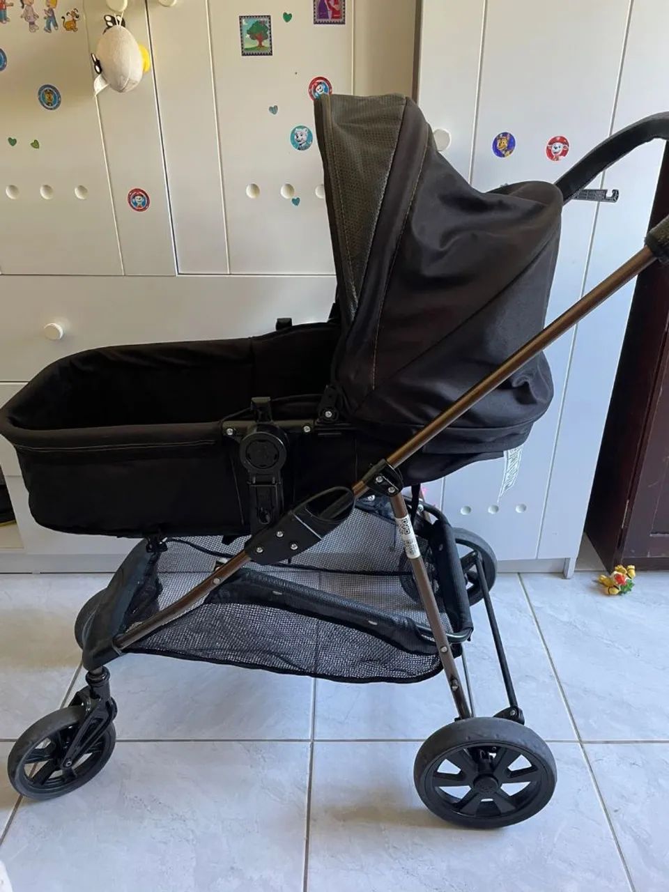 Carrinho Moisés + Bebê conforto
