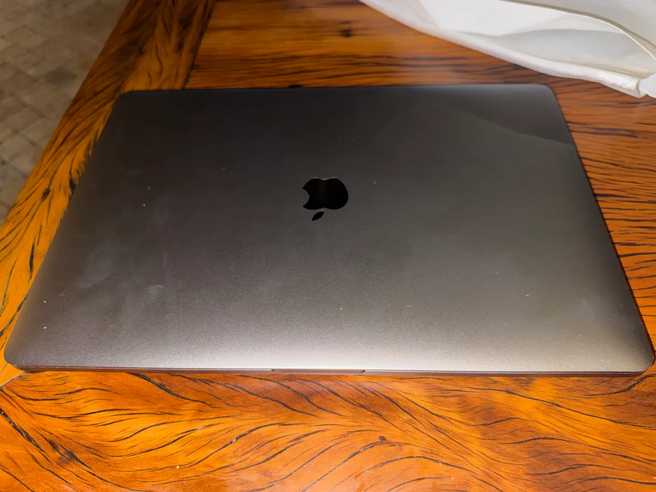 macbook pro 2017 15