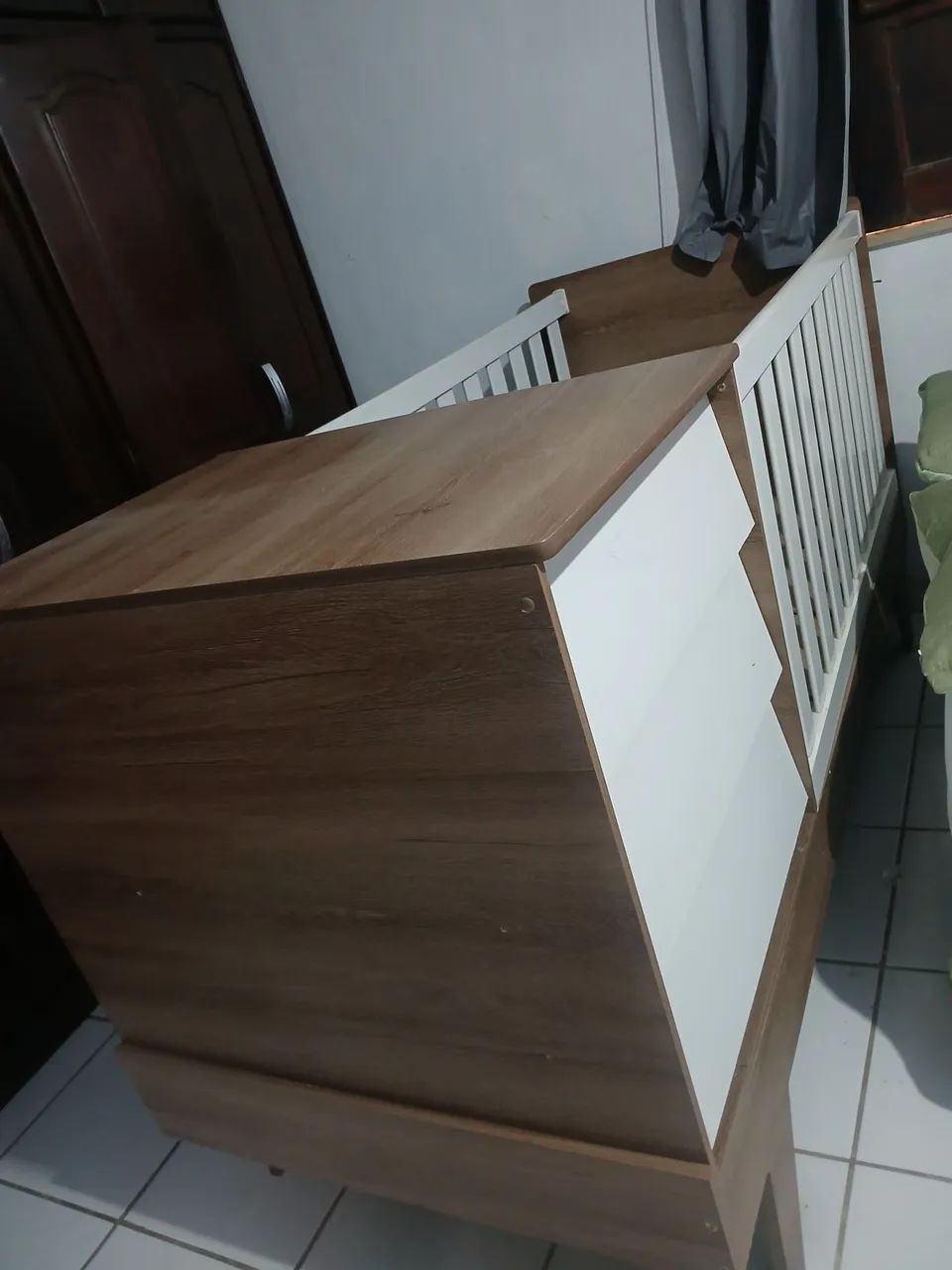 Vendo berço semi novo, minha filha praticamente não fez uso 