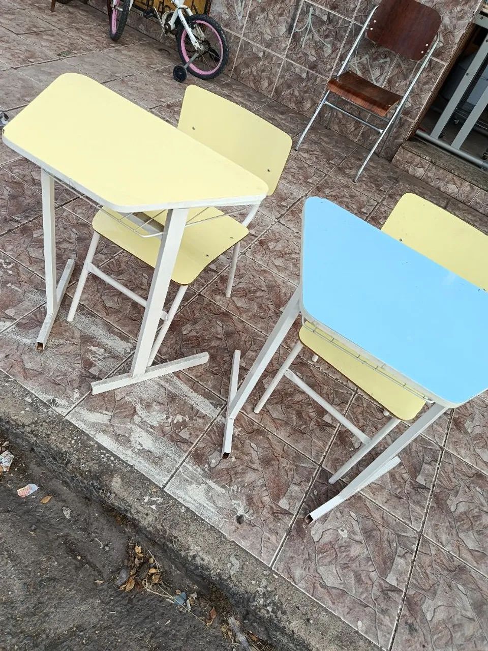 Mesa infantil c cadeira  - Foto 2