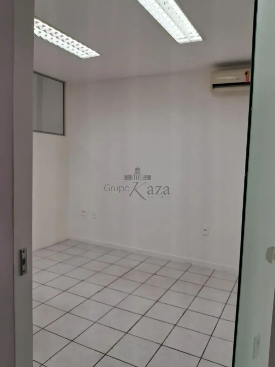 Oportunidade - Sala Comercial - Centro - 60m². - Foto 3