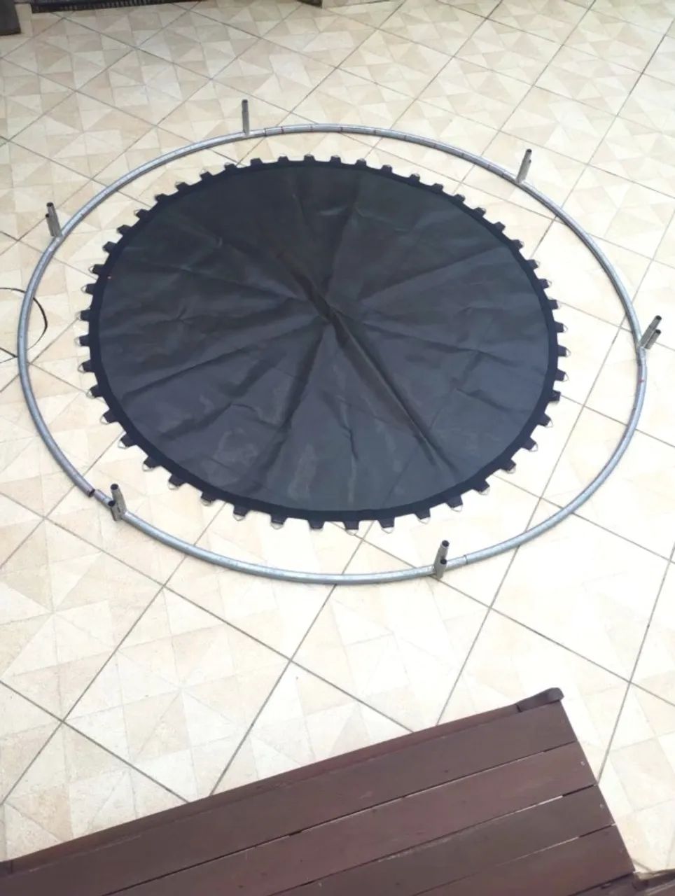 Cama Elástica 2,44m Completa com Rede e Escada - Bom Estado - Foto 2