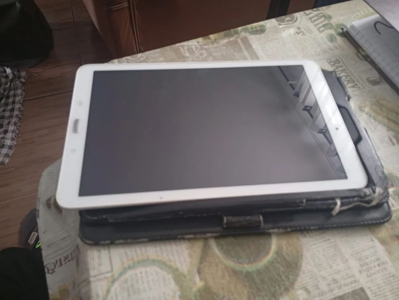 Tablet branco Samsung 9.6 - Foto 3