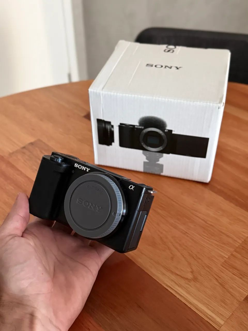 SONY ZV-E10 NOVA, SEM USO, NA CAIXA | SÓ CORPO - Foto 3