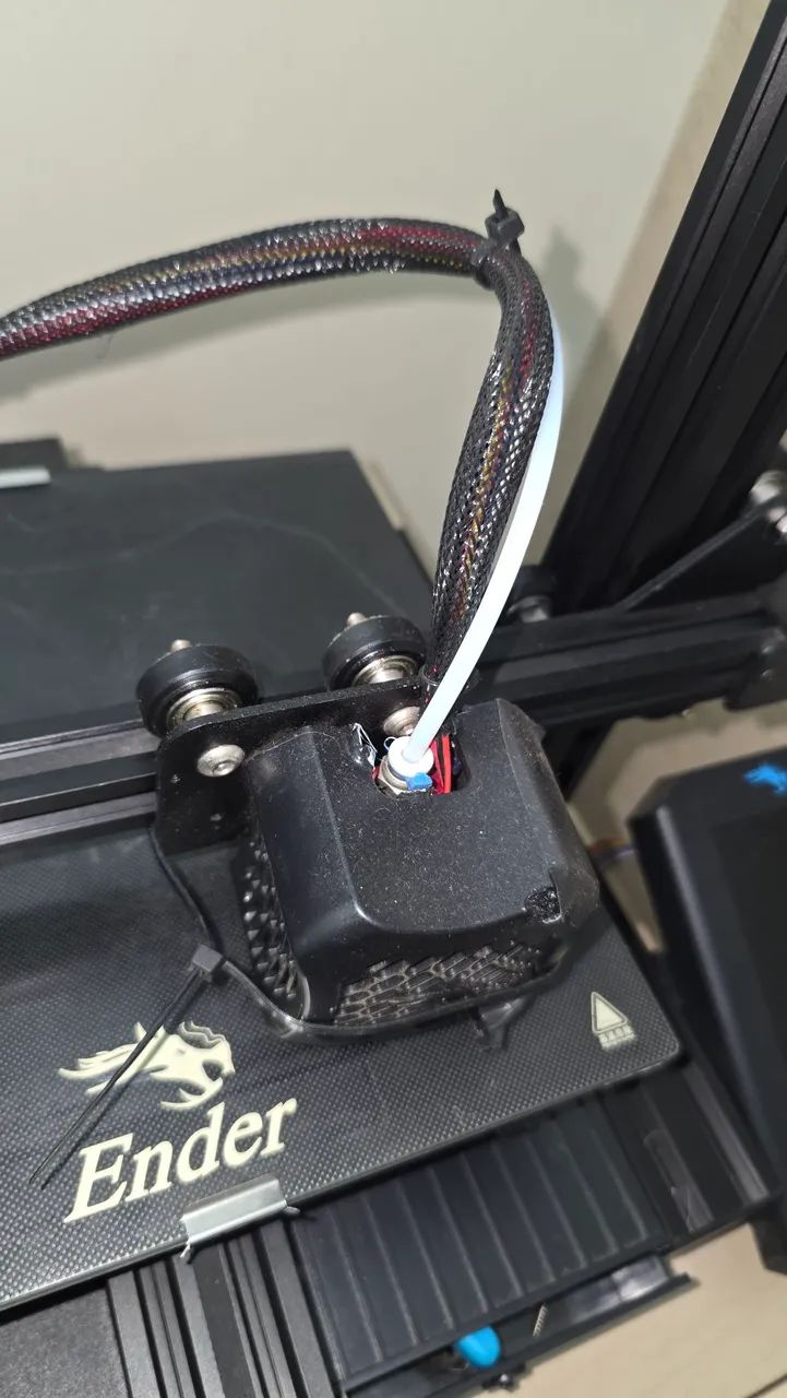 Impressora 3D Ender 3 v2  - Foto 2