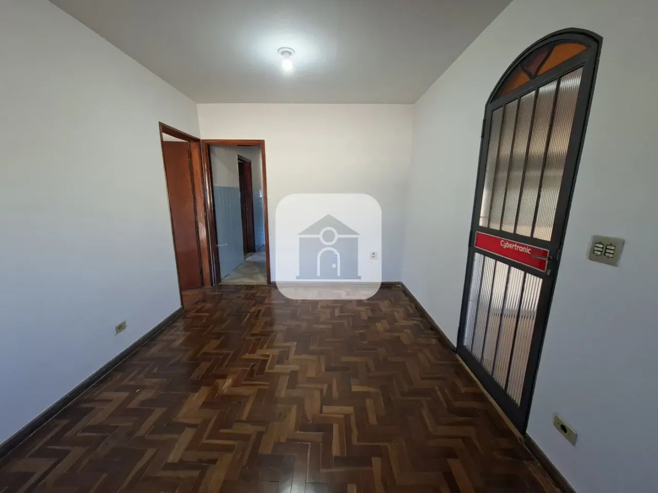 Casa para locação no bairro Martins