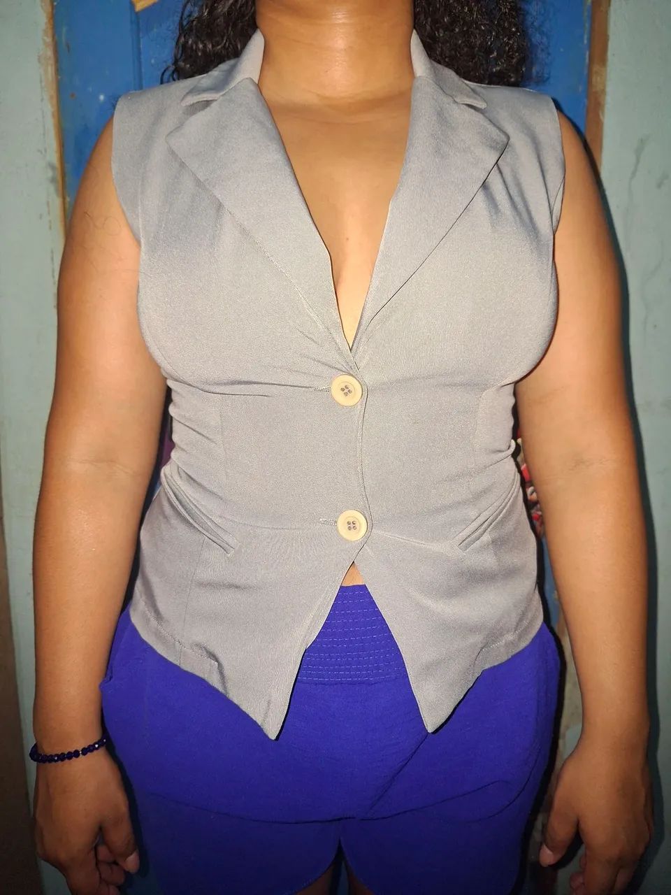 Blazer feminino sem manga