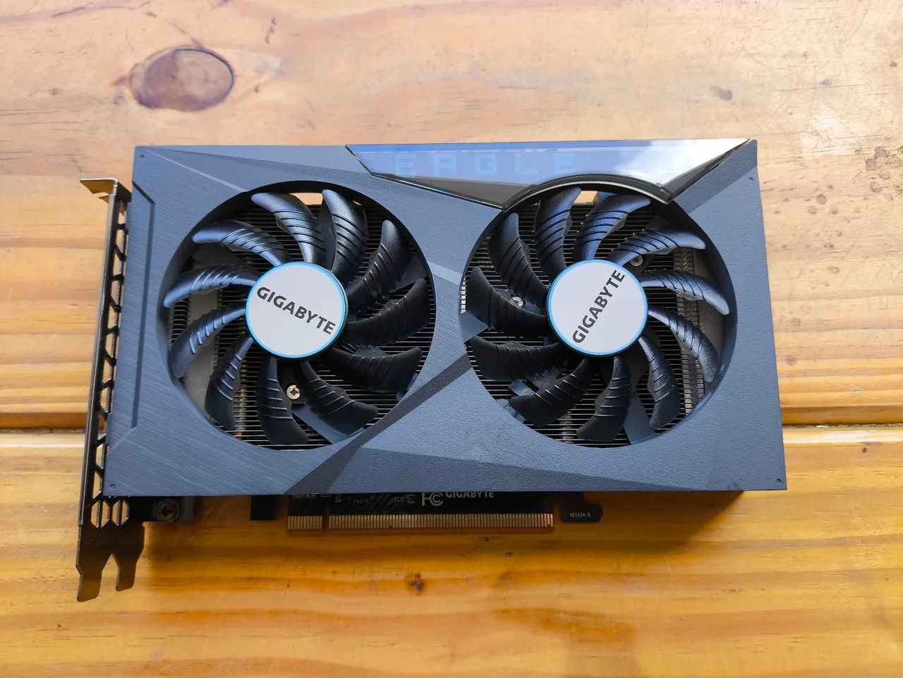 RX 6500 XT 4GB - Gigabyte Eagle 
