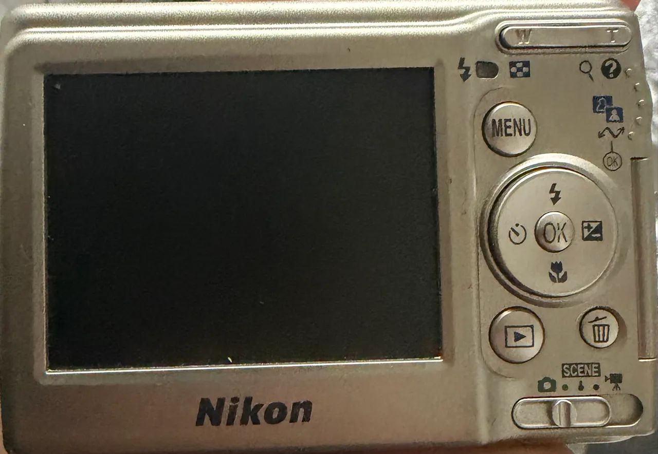 Coolpix L11