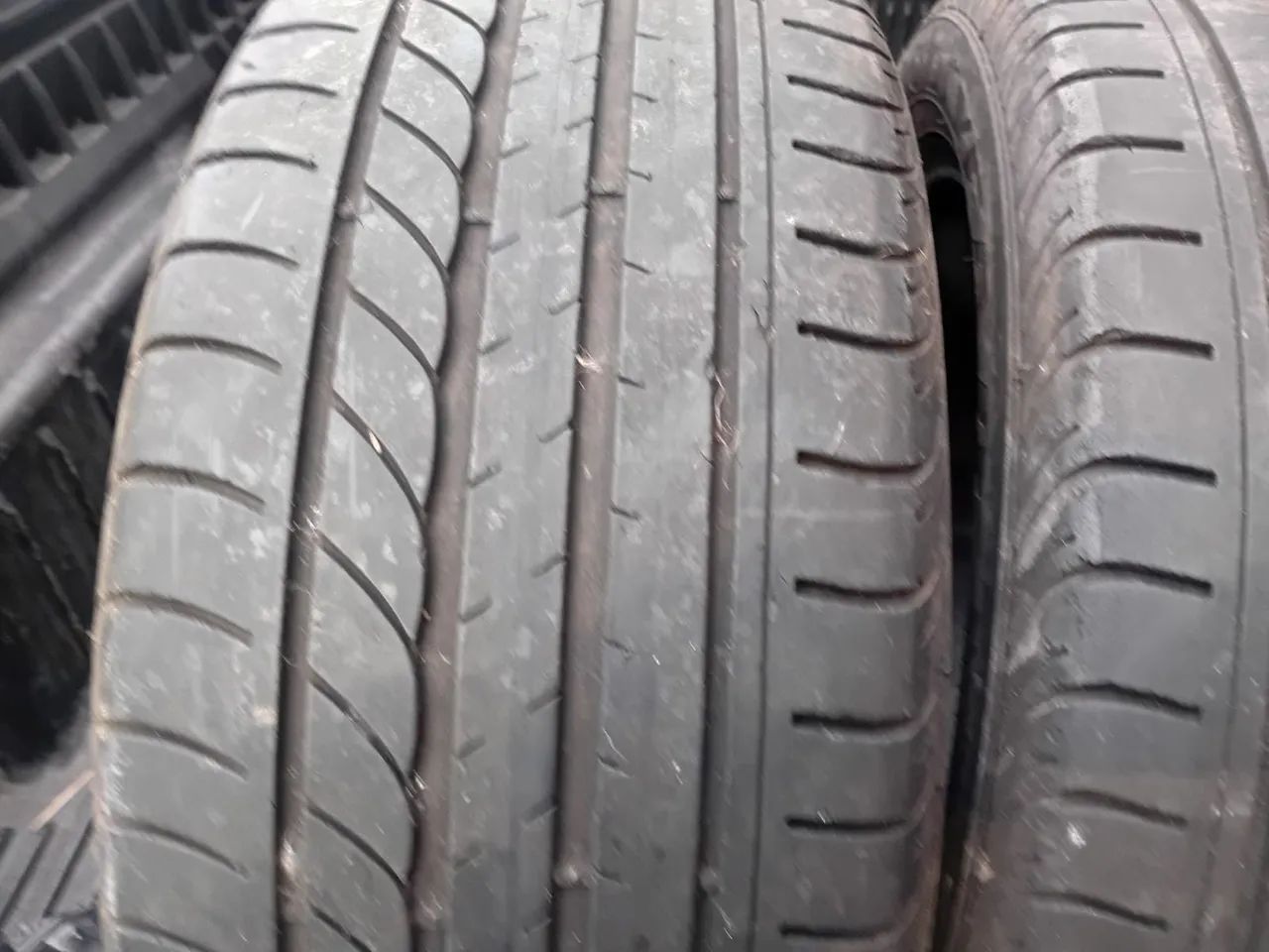 Pneu Goodyear aro 17 - Foto 2