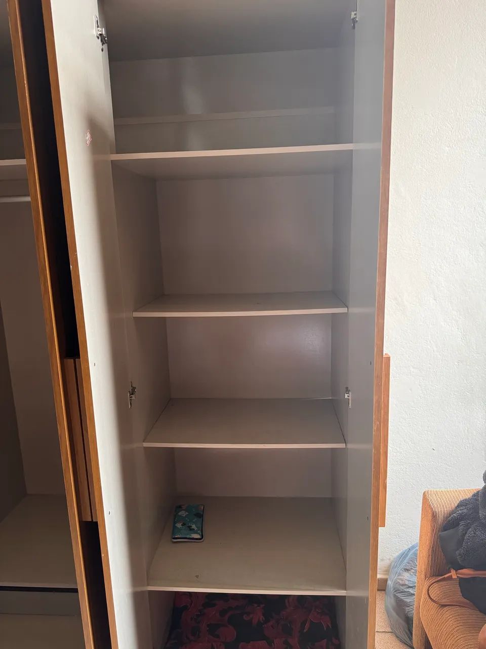 Guarda-roupa 