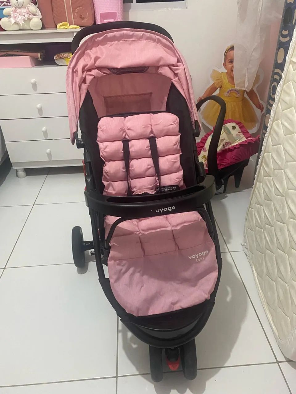 Carrinho de bebê pouco usado - Foto 3