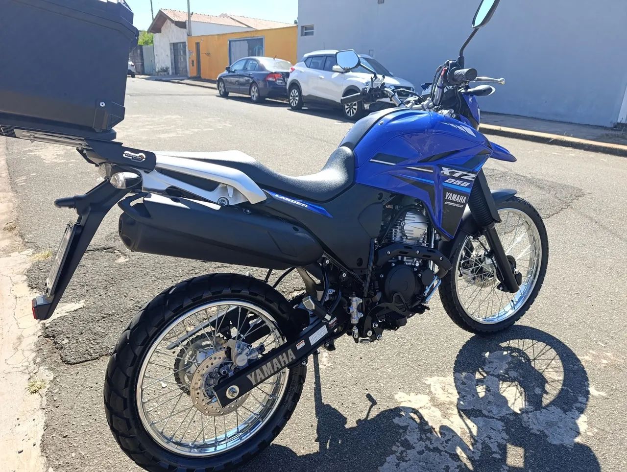 Vendo Lander 24/24 baixo km - Foto 3