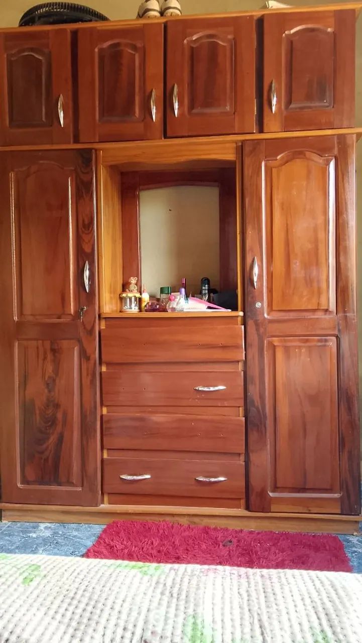 Vendo um guarda roupa