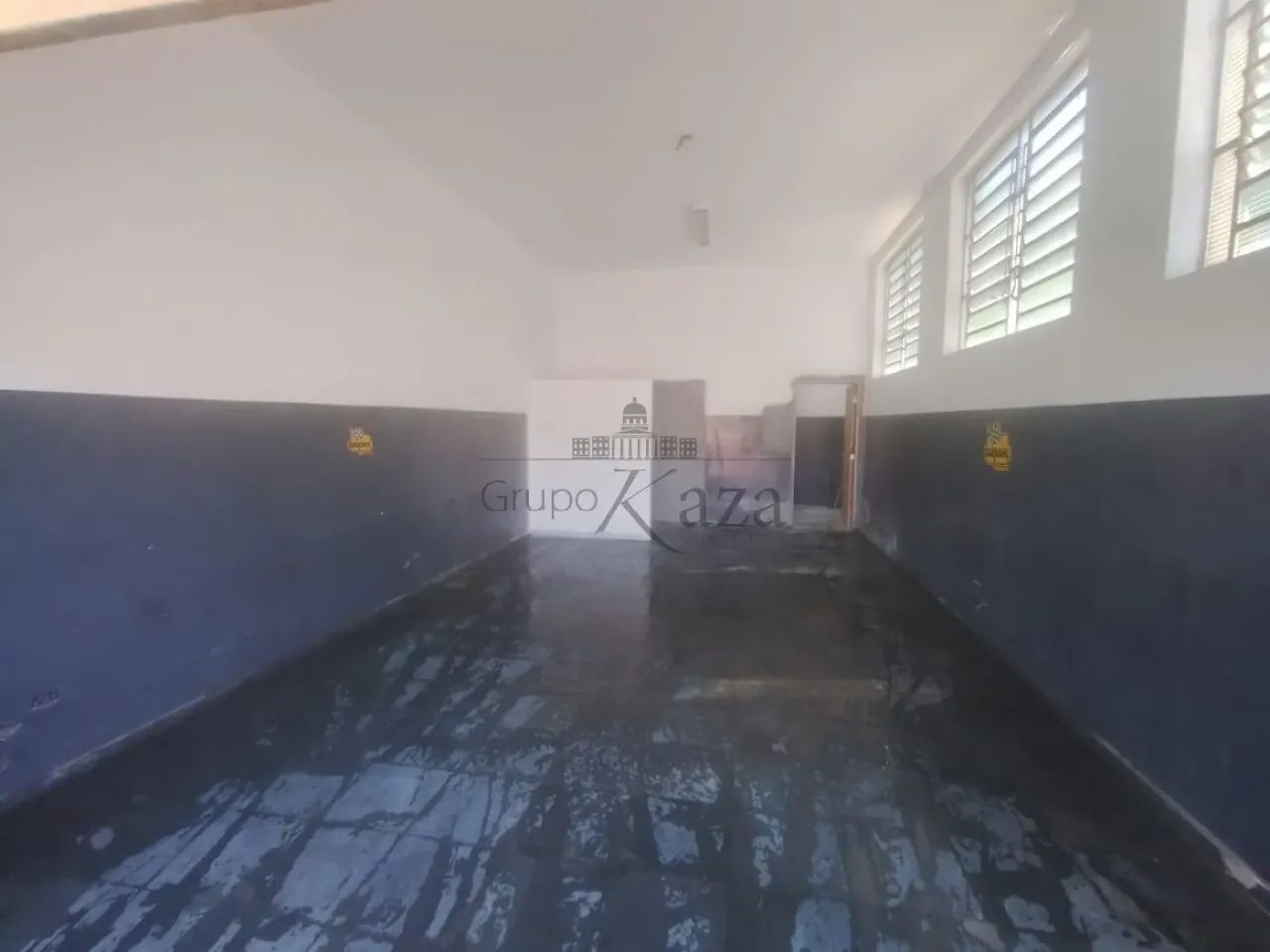 Oportunidade - Ponto Comercial - Parque Itamarati - Jacareí - 205m².