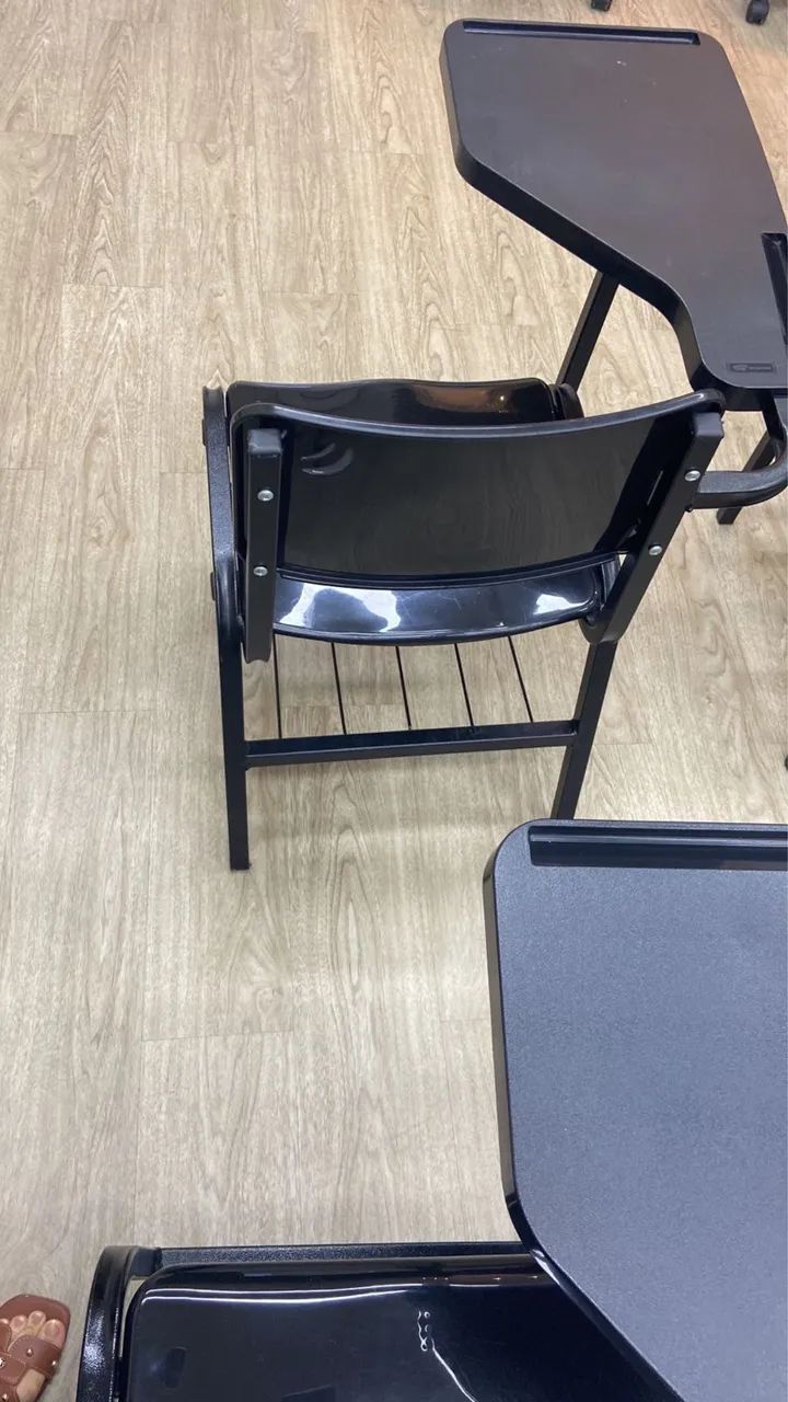 32 Cadeiras de faculdade - Foto 3