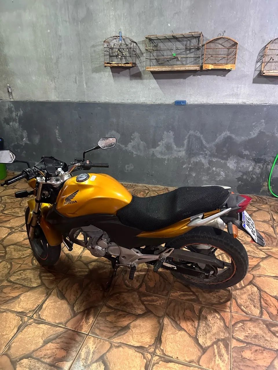Vendo Cb 300 barato