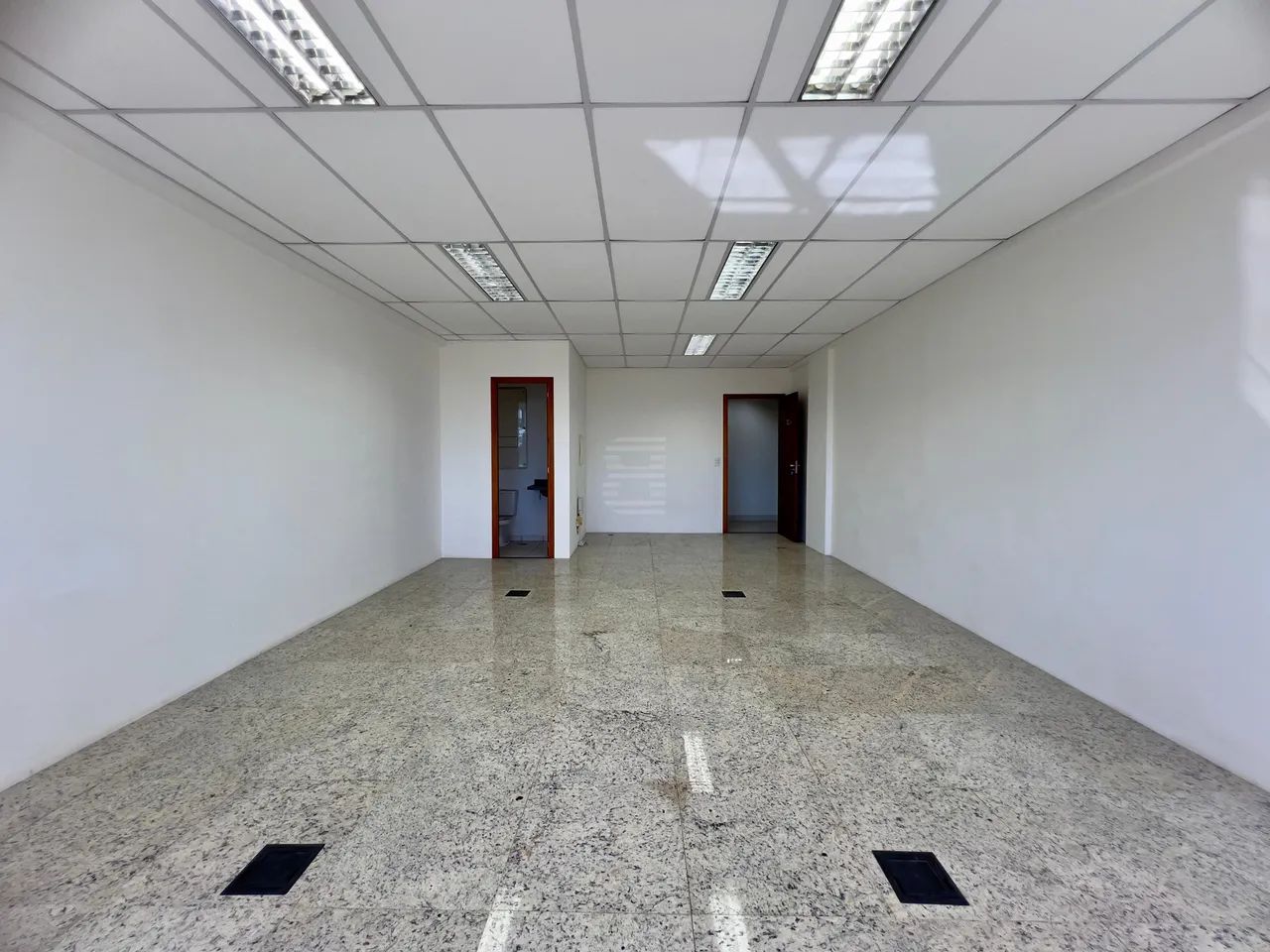 Salas comerciais para locação no Alphaville Empresarial - Foto 5