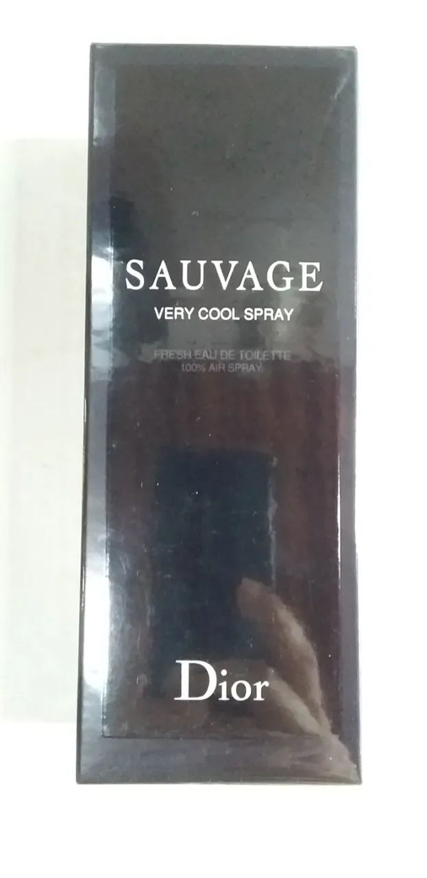 Dior Sauvage Very Cool Spray EDT (100ml) - Beleza e Cuidados