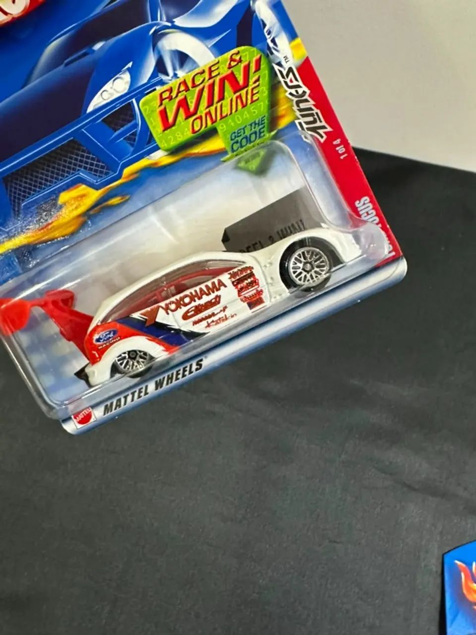 Hot Wheels Mainline Ford Focus 063 - Foto 2