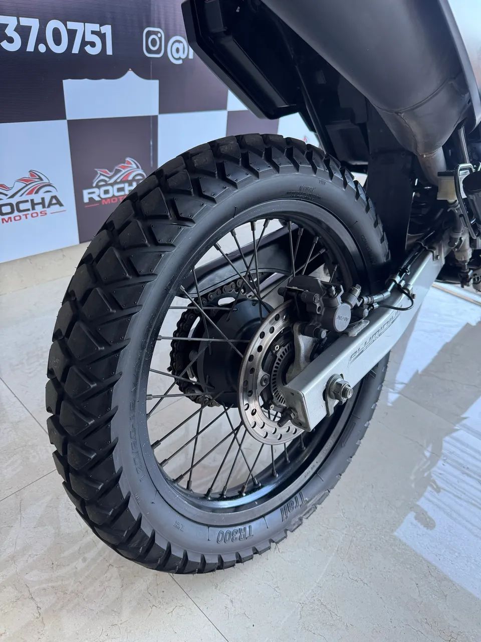 XRE 300 ADVENTURE 2023 - Foto 4