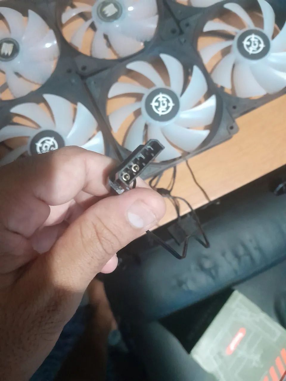 Vendo 11 Fans RGB/RAINBOW  - Foto 2