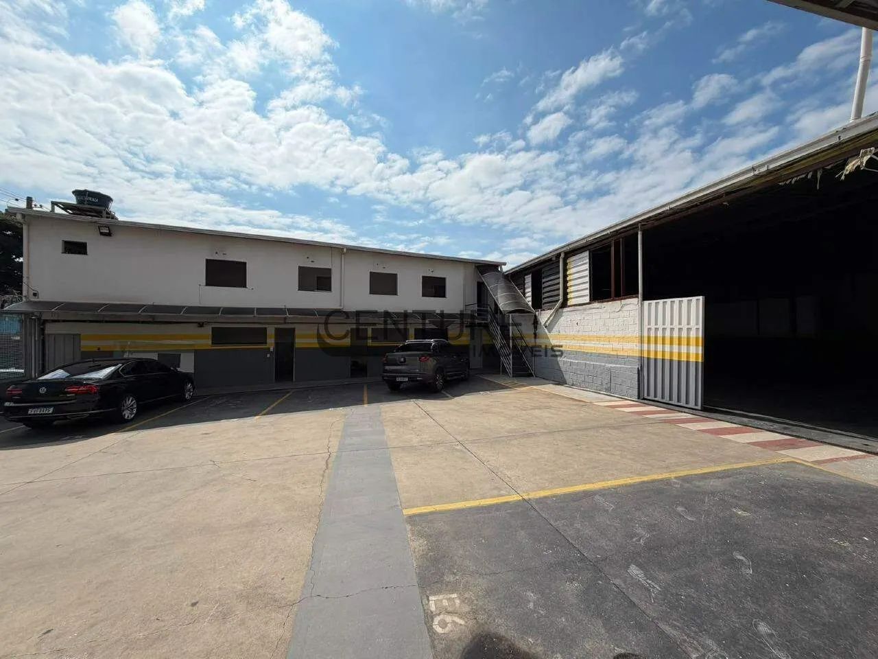 IMÓVEL COMERCIAL PARA LOCAÇÃO | GALPÃO DE 600m² | 1.200m² DE TERRENO | 882m² DE ÁREA CONST