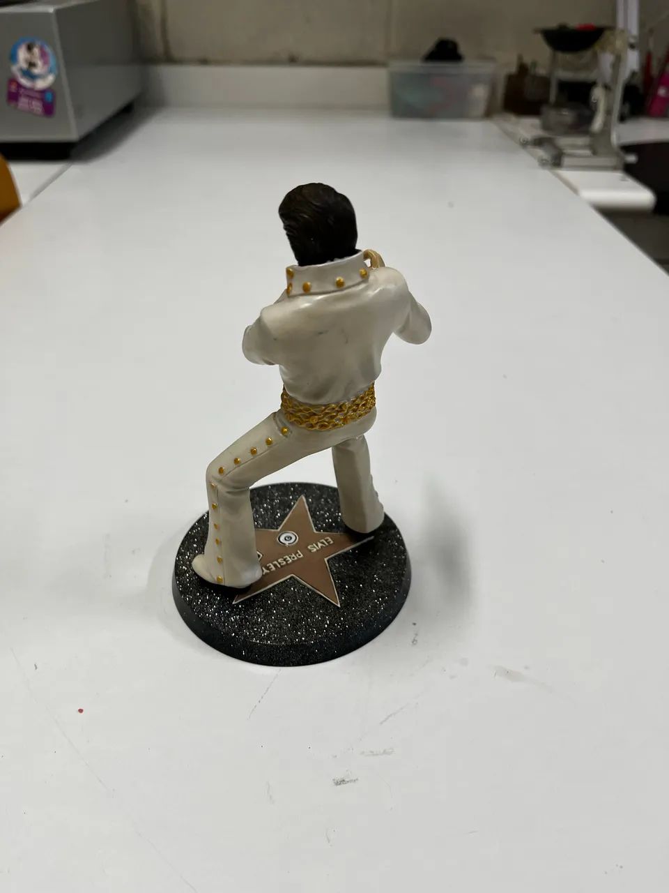 Escultura Evis  - Foto 2