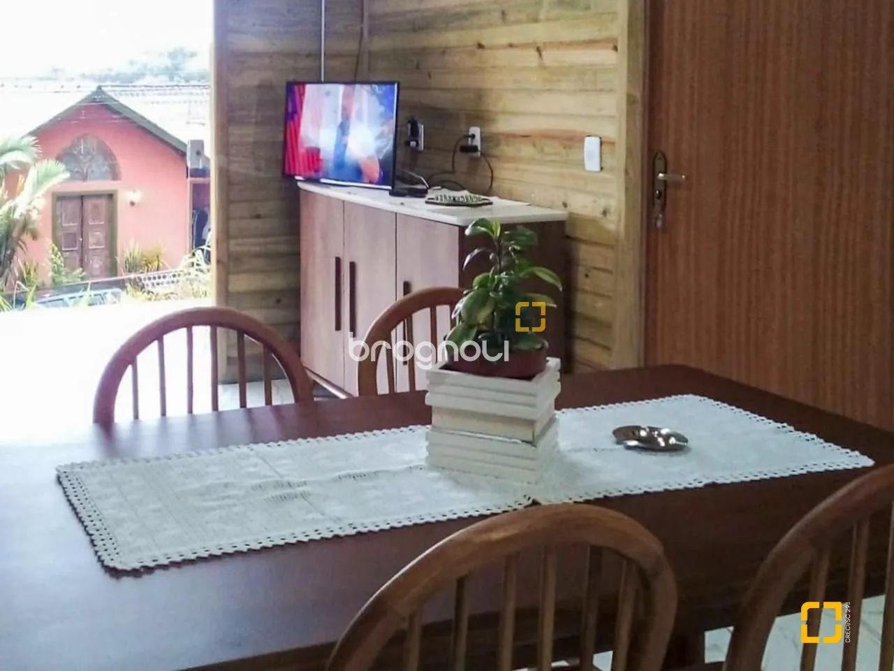 Casa com 2 Dormitórios e Amplo Terreno - Pântano do Sul/Açores - Foto 2