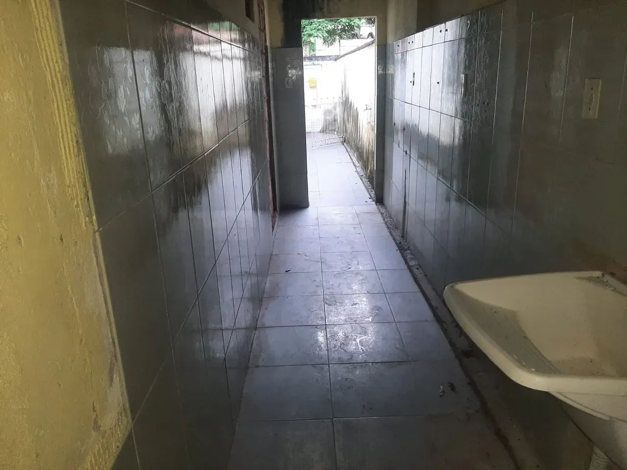 Duplex c/ 2 quartos (1 suíte) em bairro residencial! - Foto 3