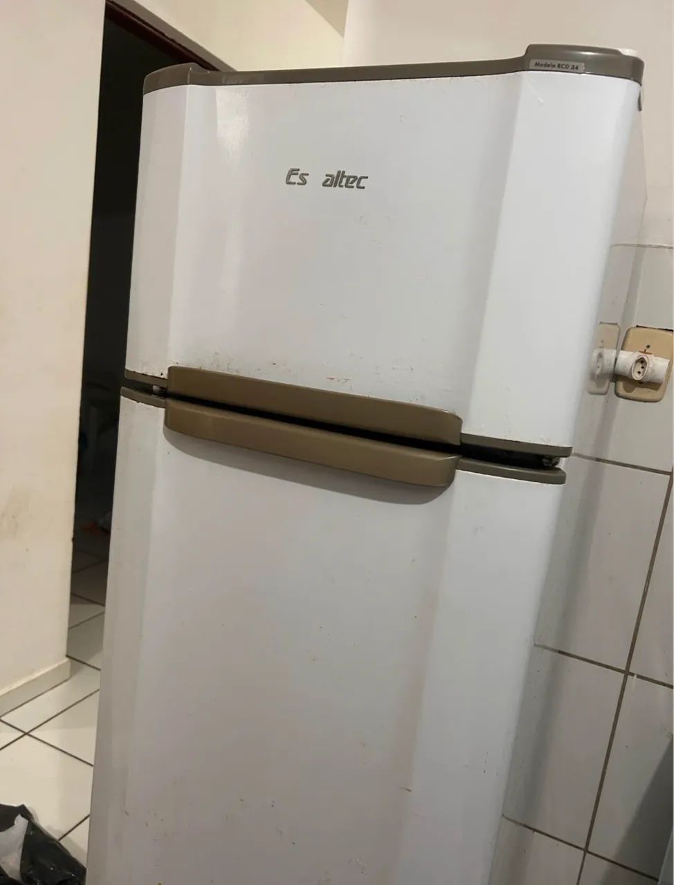 VENDO GELADEIRA 