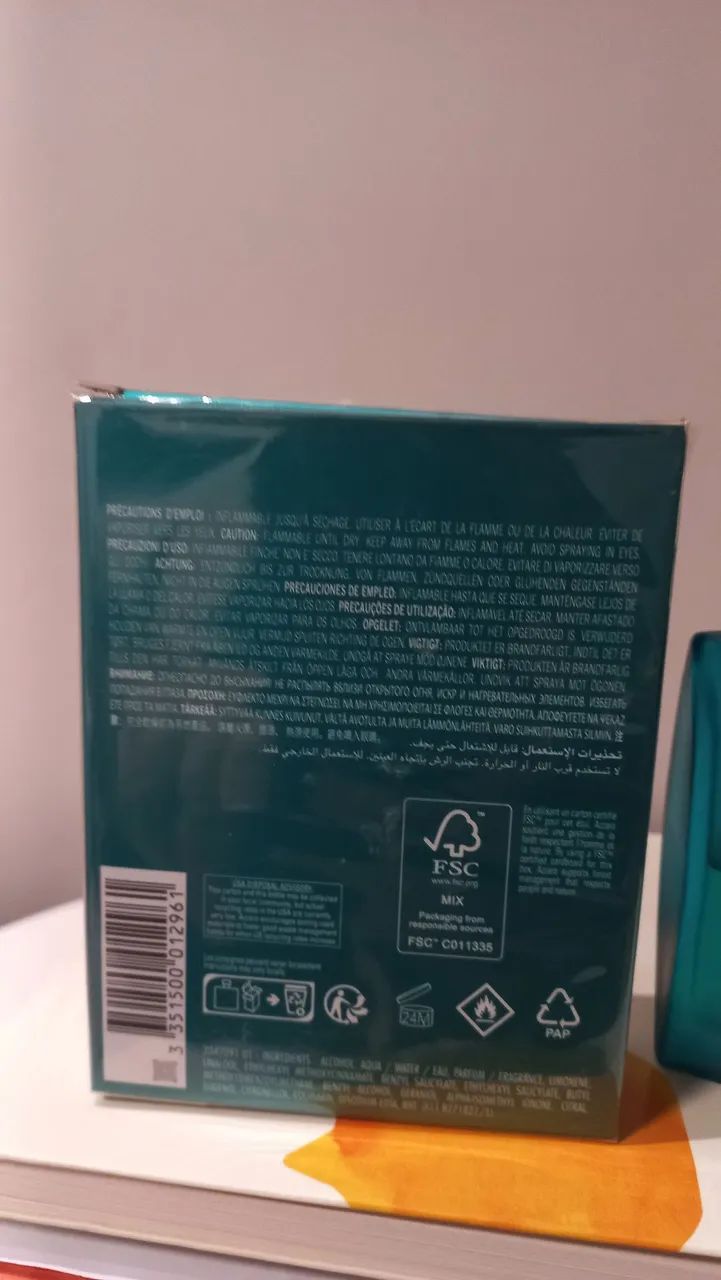 Vendo perfume original usado Azzaro Chrome Aqua frasco de 100 ml - com 50 ml de uso - Foto 2