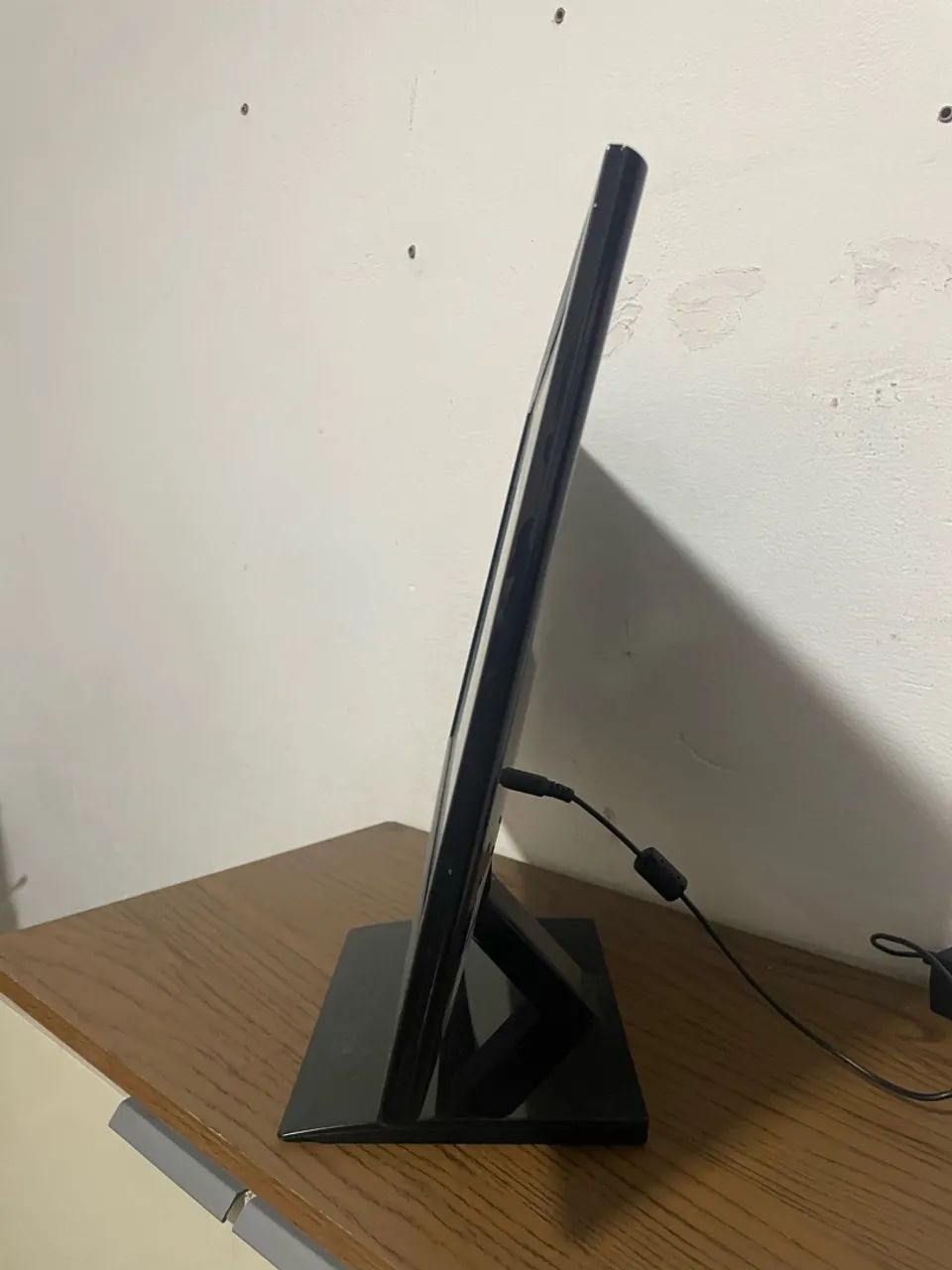 Monitor semi novo  - Foto 4