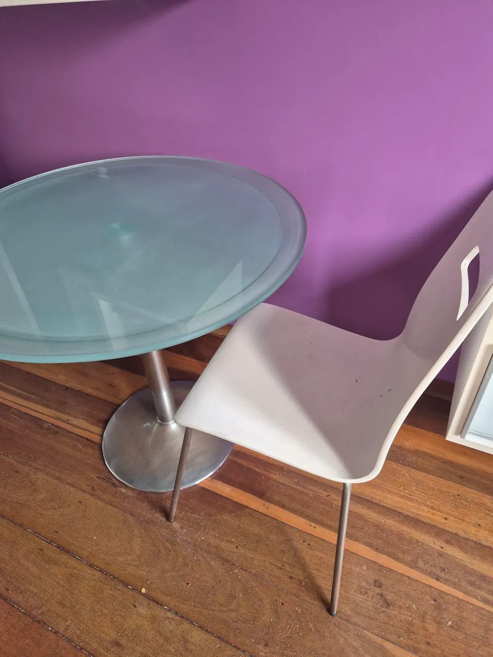 Mesa redonda de vidro
