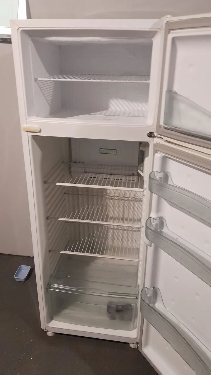Vendo geladeira  - Foto 2