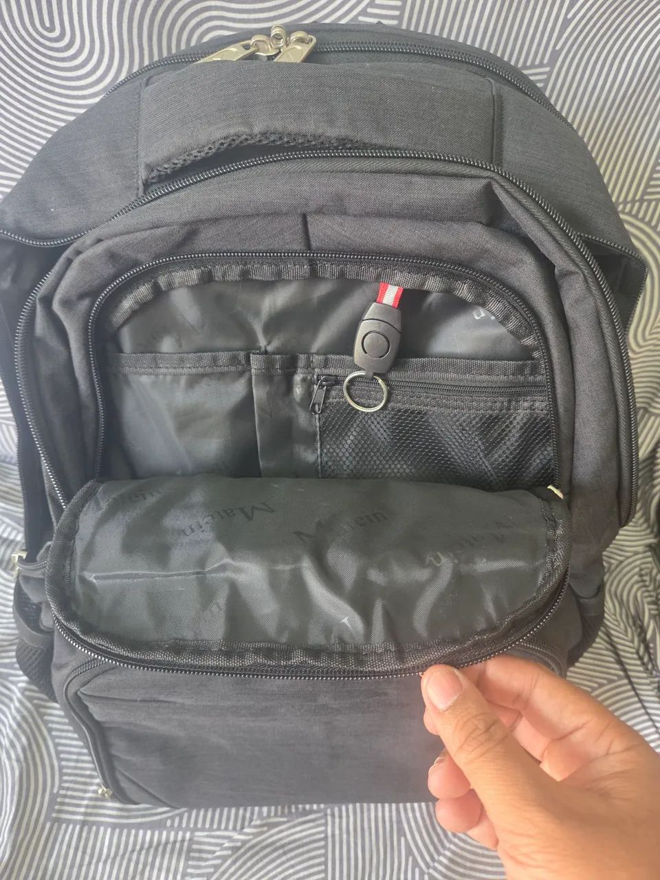 Mochila clm Entrada Marmita e Notebook - Foto 4