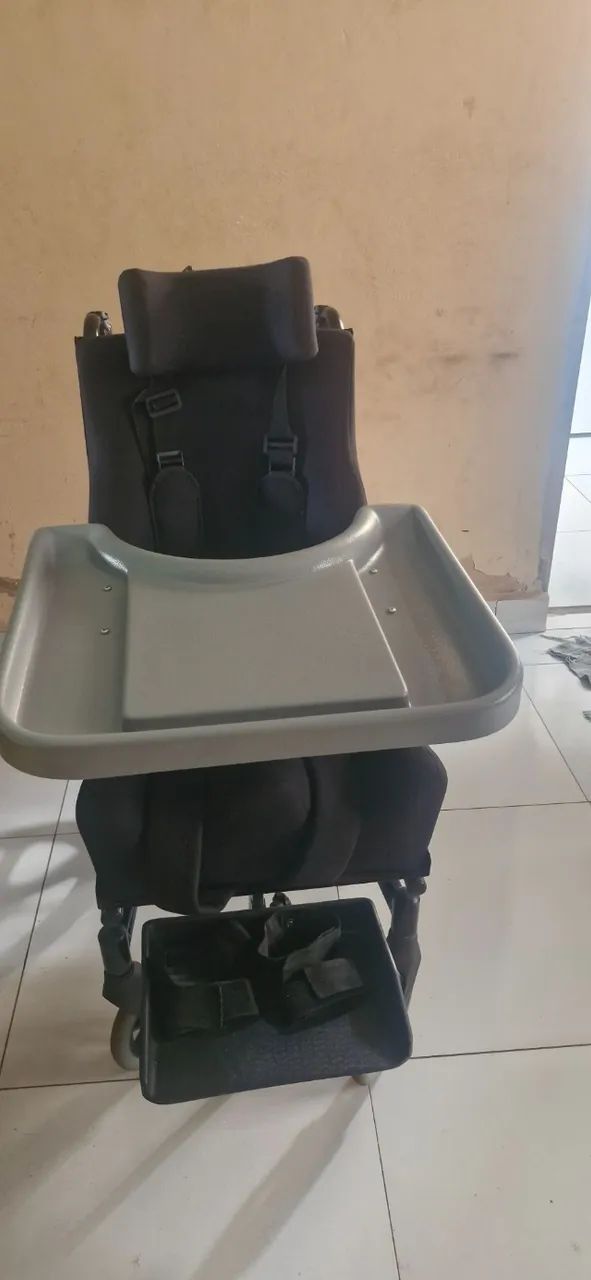 Cadeira de rodas  - Foto 3