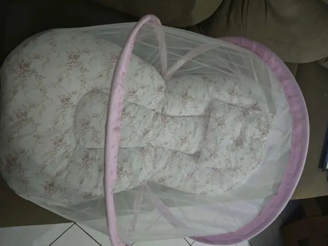 Ninho redutor com mosquiteiro e travesseiro - Foto 3
