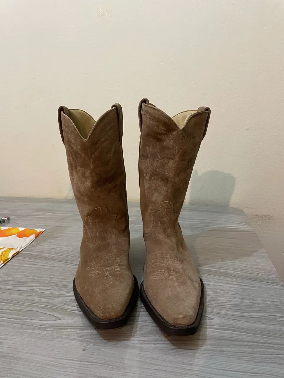 Bota feminina de couro - cano médio - Foto 5