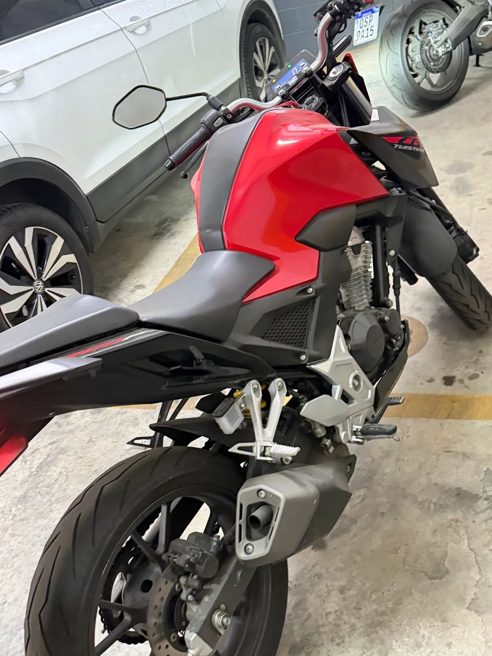 CB Twister 300 - Foto 2