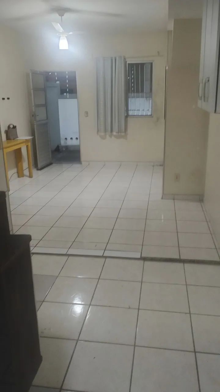 2quartos semi mobiliado 