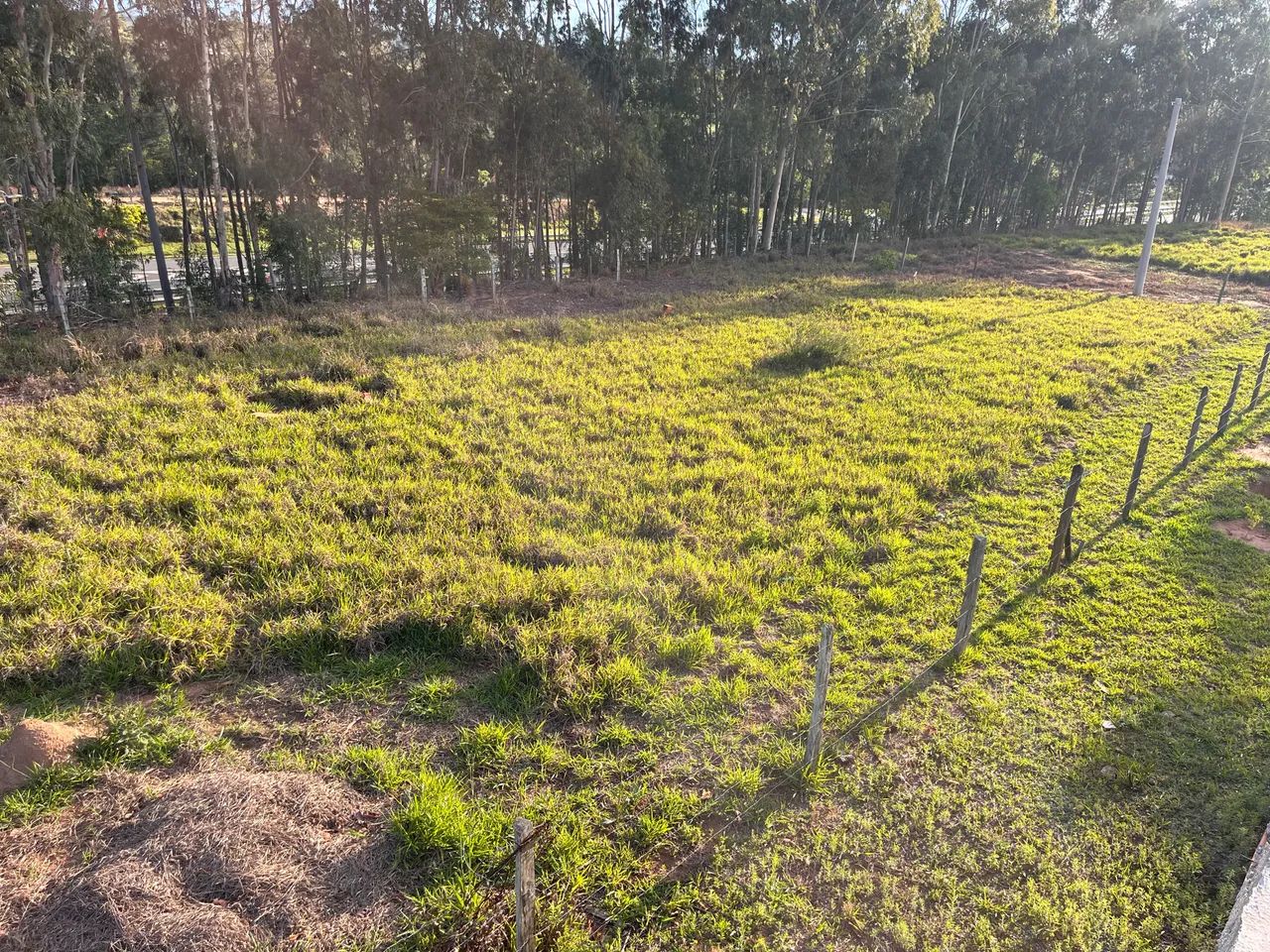 Vende-se terreno de 1000m