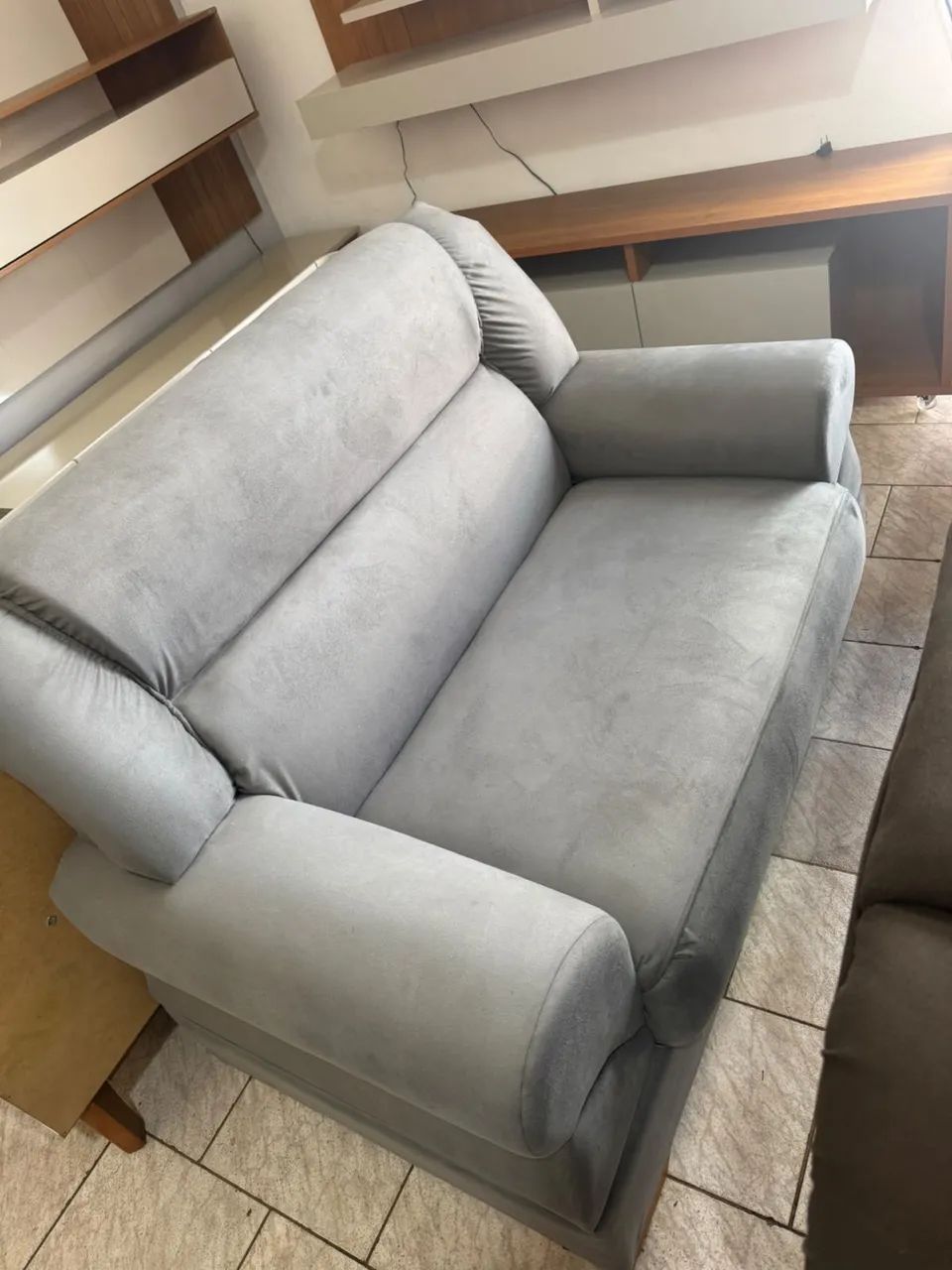 Sofá 02 Lugares Cinza Fixo Novo 