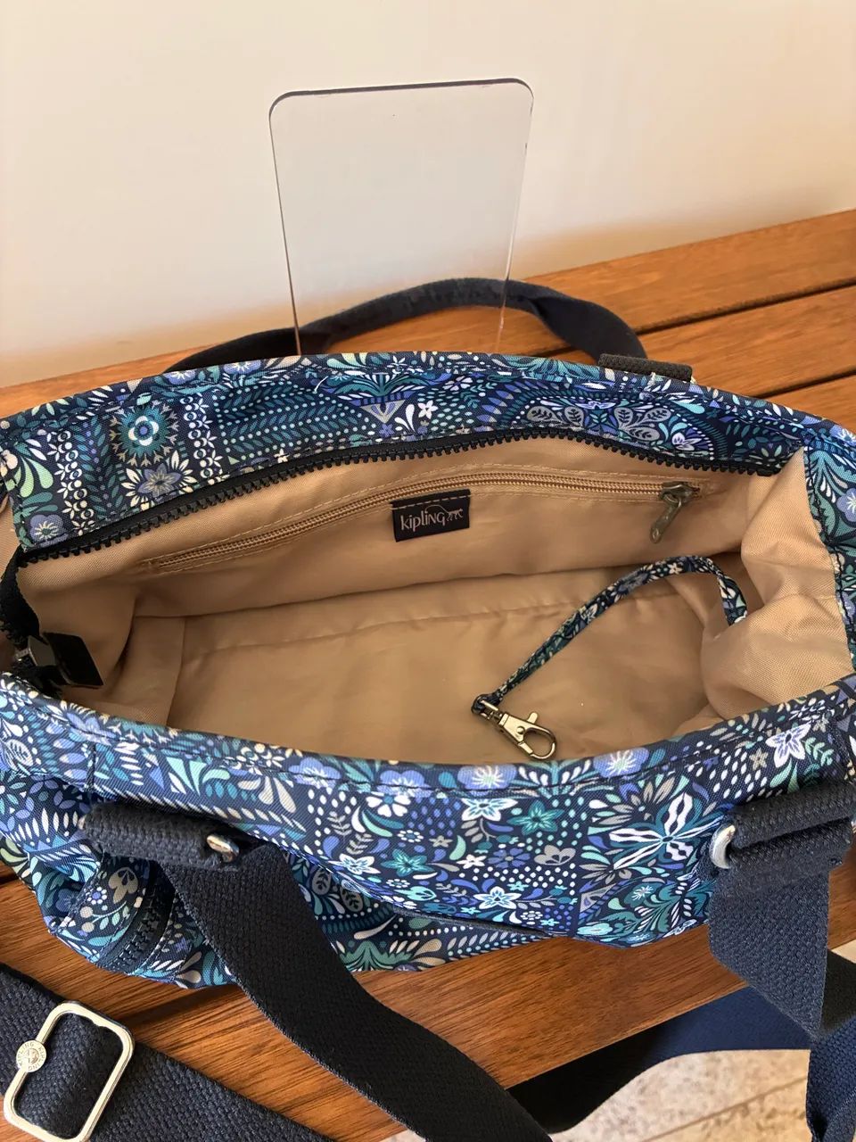 Bolsa Kipling Estampada - Foto 4
