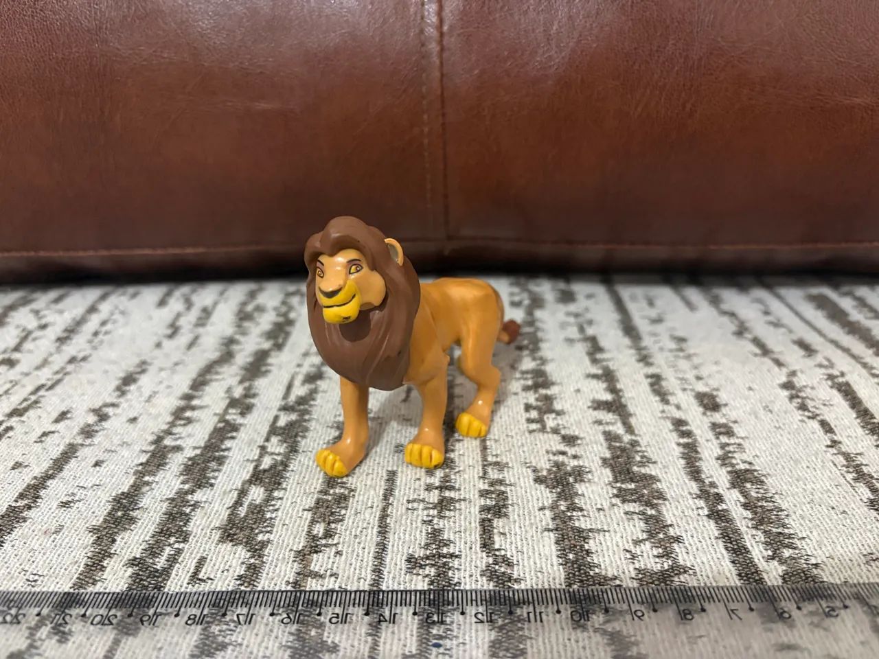 Miniatura Rei Leão.