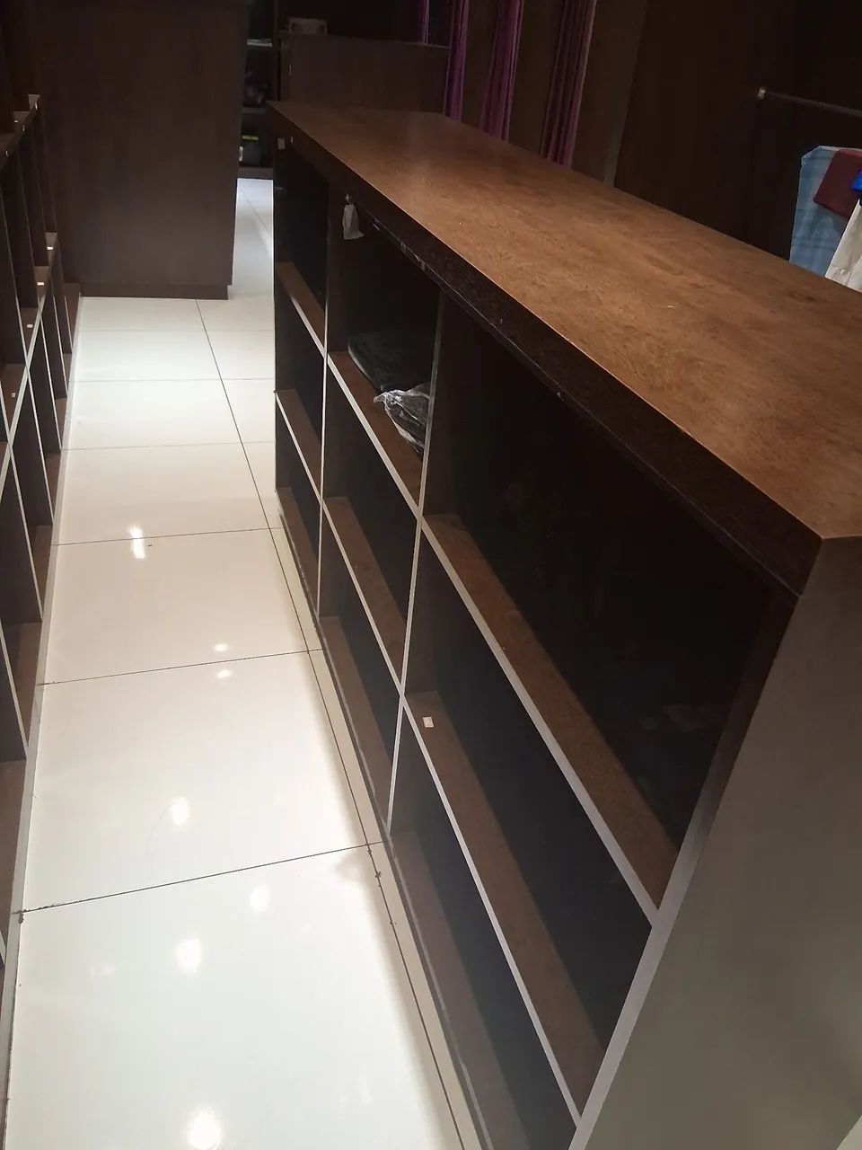 Balcão para loja e afins, resistente mdf laminado Premium de 2,5mm  - Foto 4
